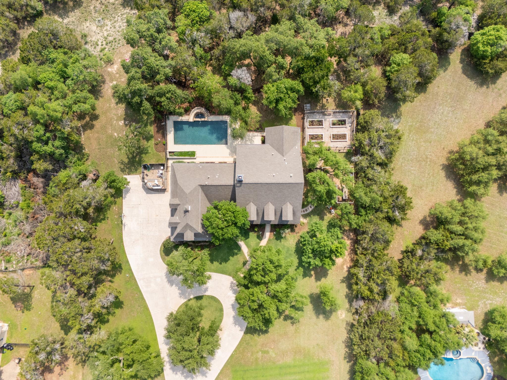 1350 Patterson RD