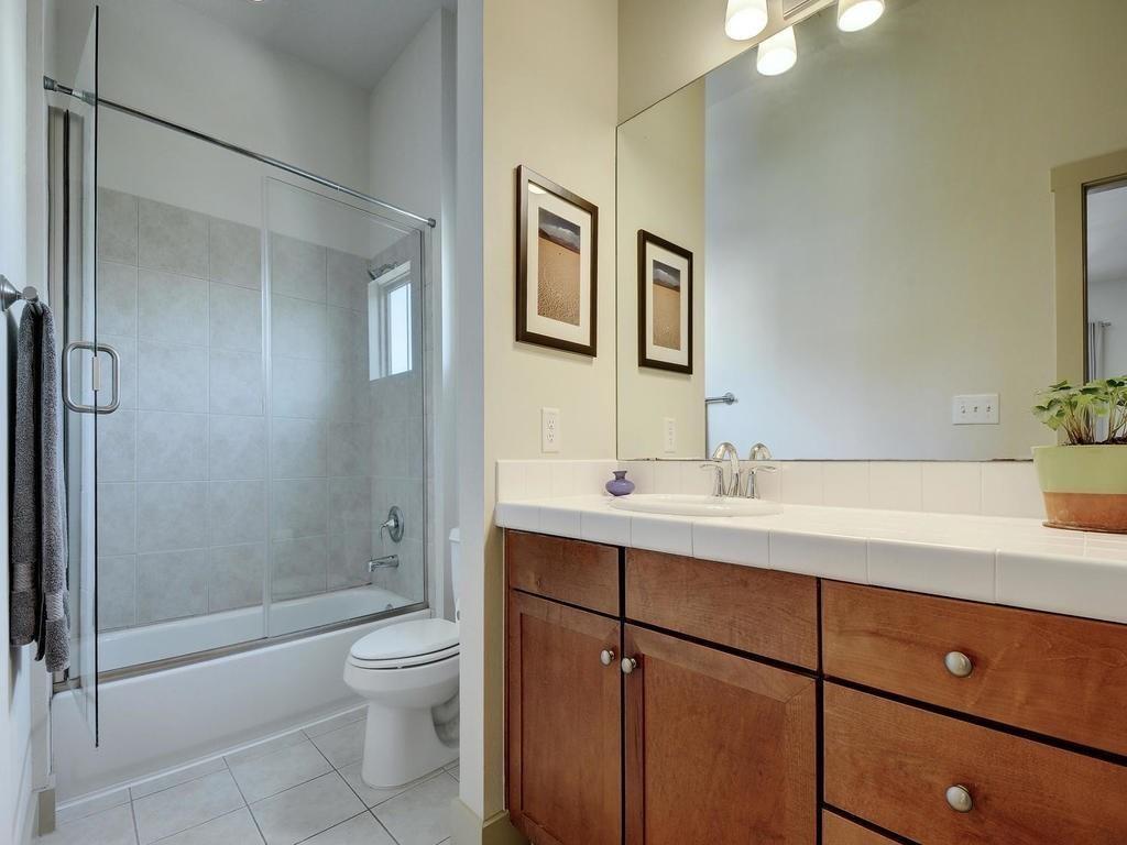 2520 Bluebonnet LN # 2