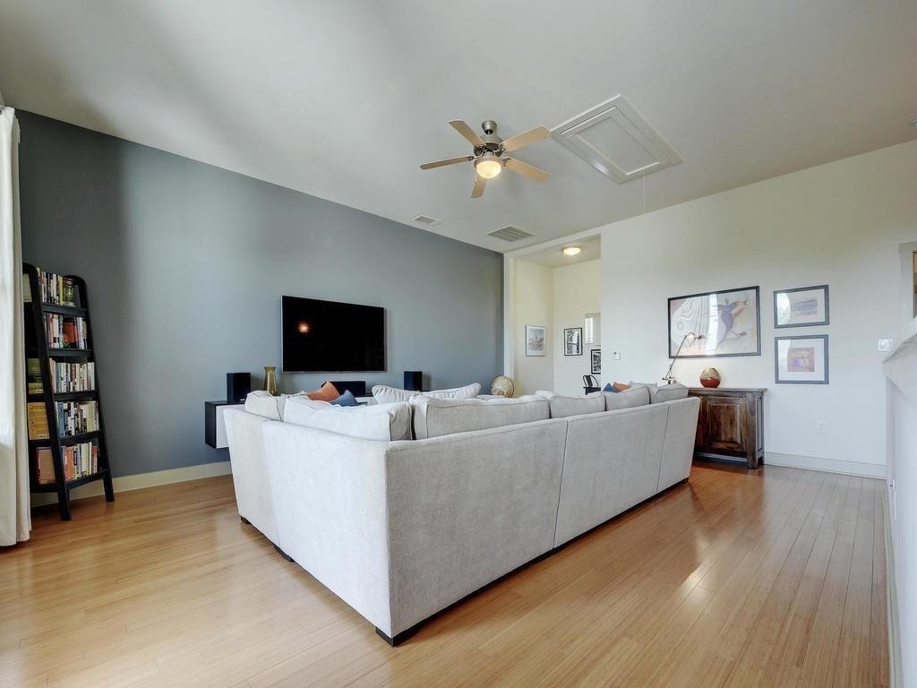 2520 Bluebonnet LN # 2