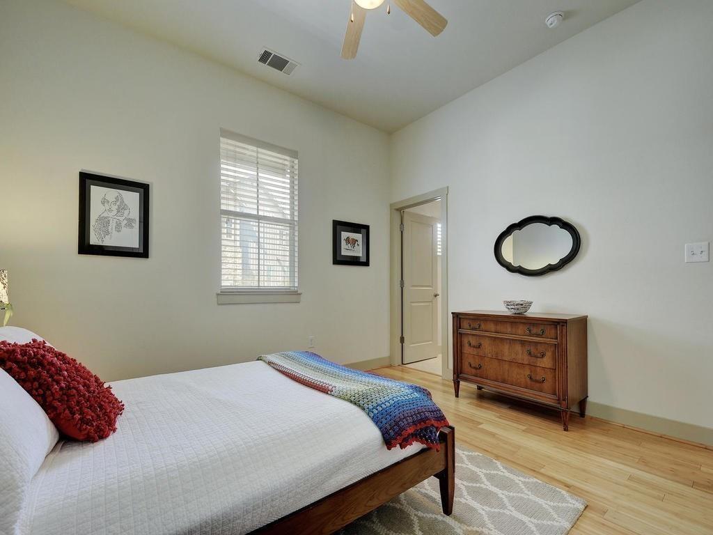 2520 Bluebonnet LN # 2