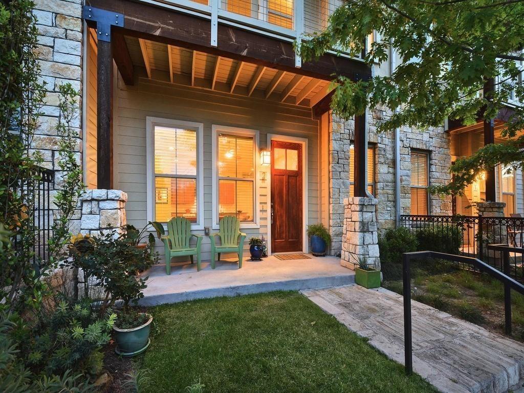 2520 Bluebonnet LN # 2