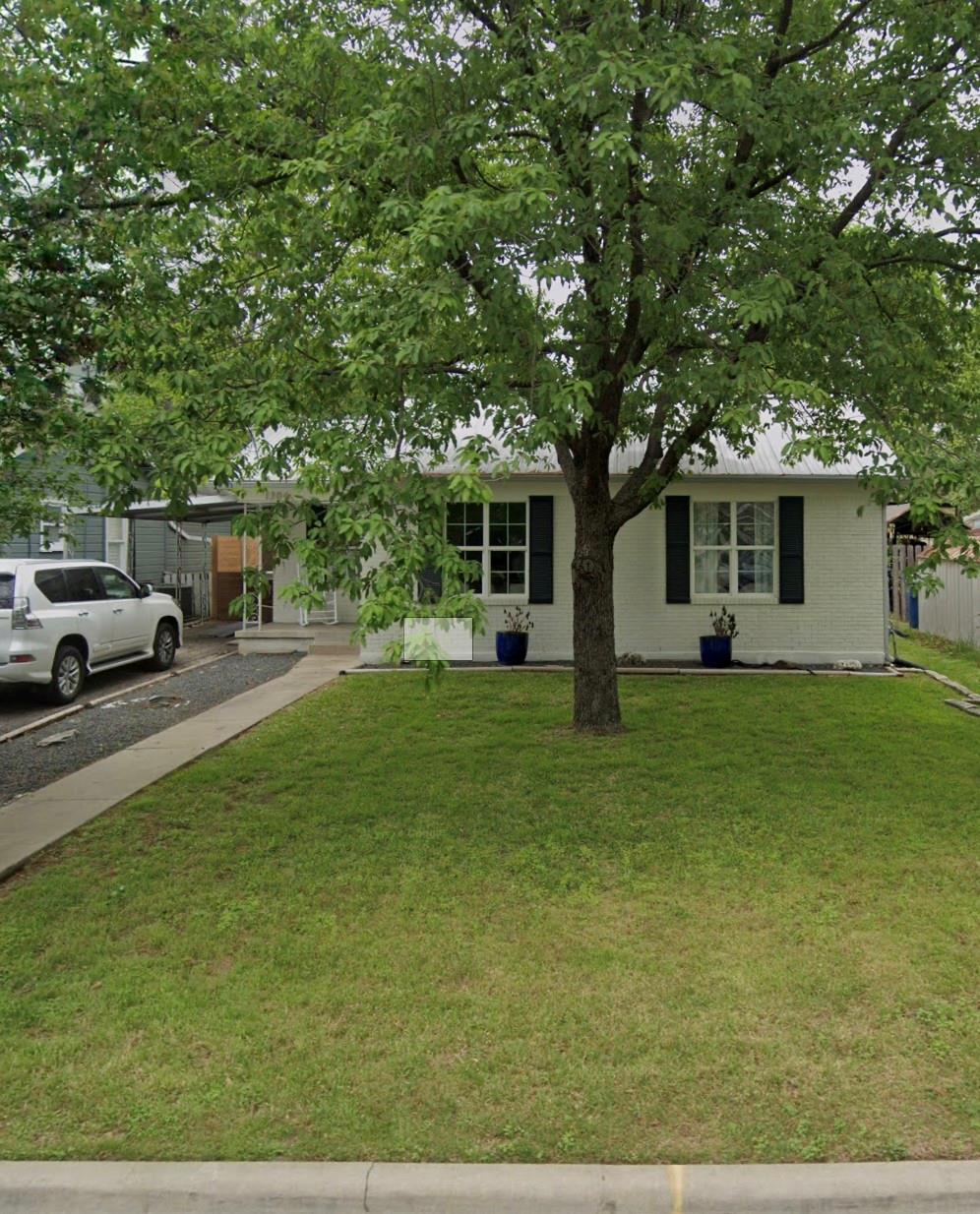 1304 W St Johns Ave