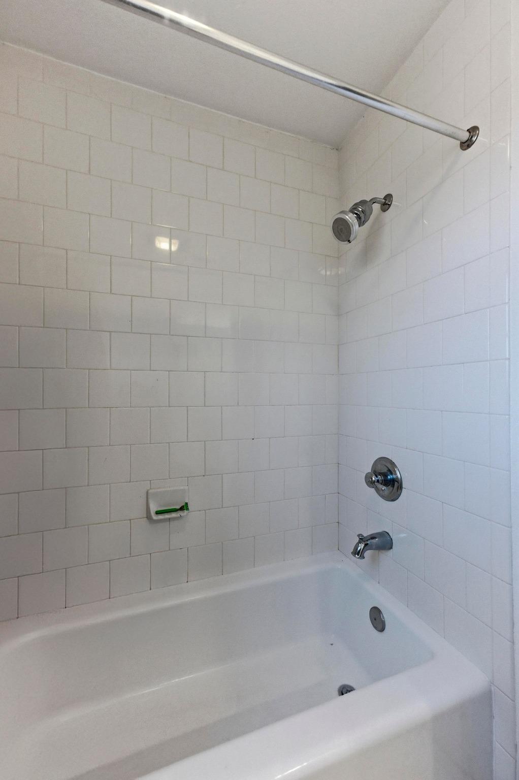 2614 Jefferson ST # B