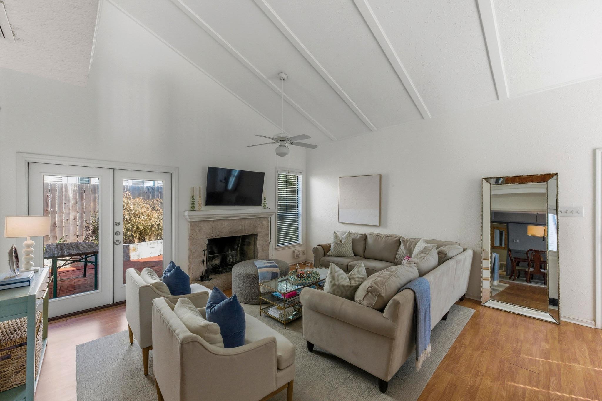 2614 Jefferson ST # B