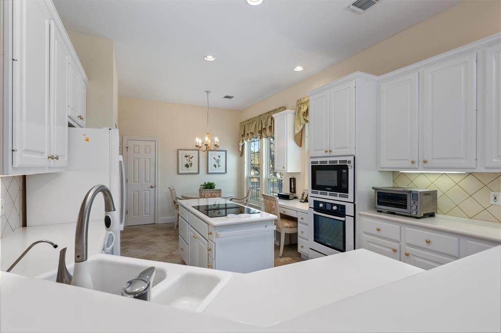 203 The Hills DR Unit: 13