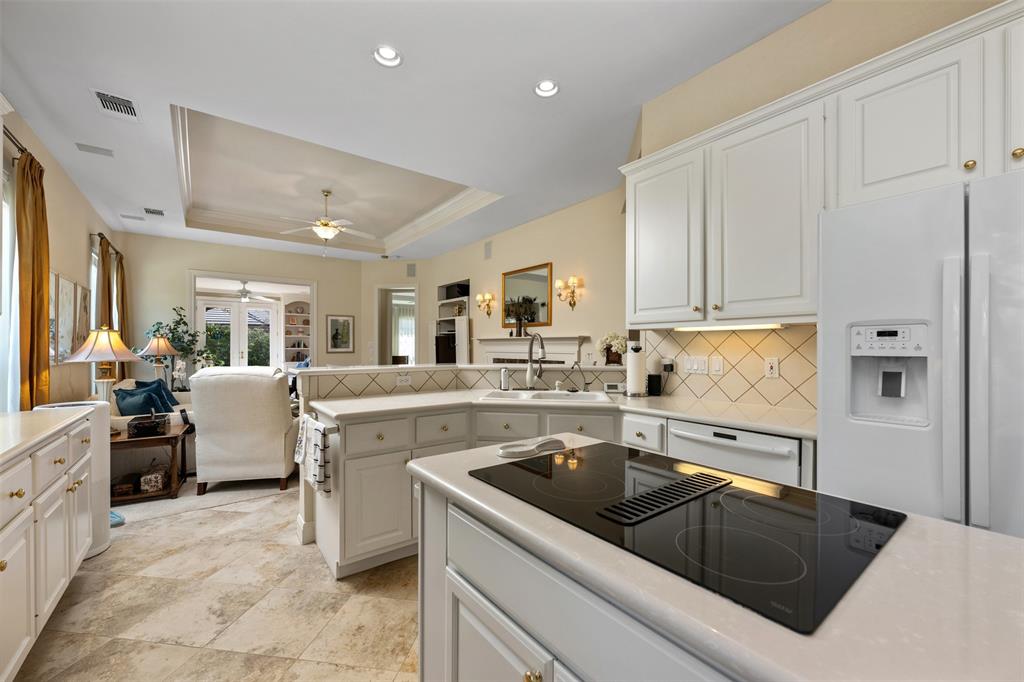 203 The Hills DR Unit: 13