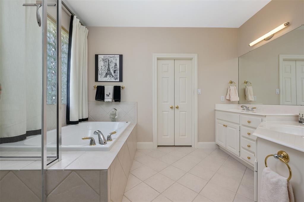 203 The Hills DR Unit: 13