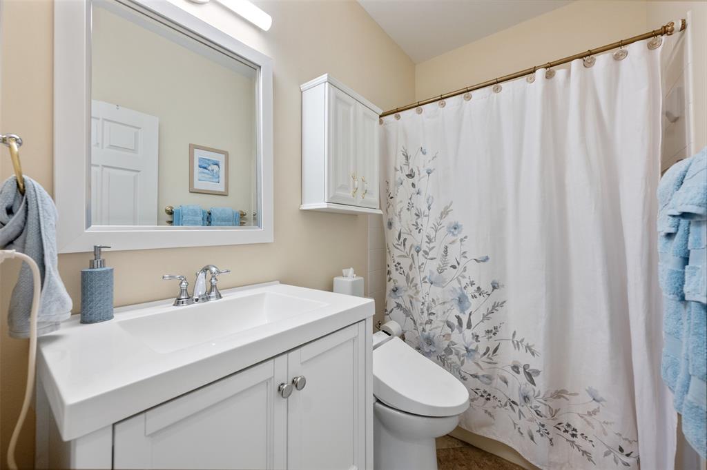 203 The Hills DR Unit: 13