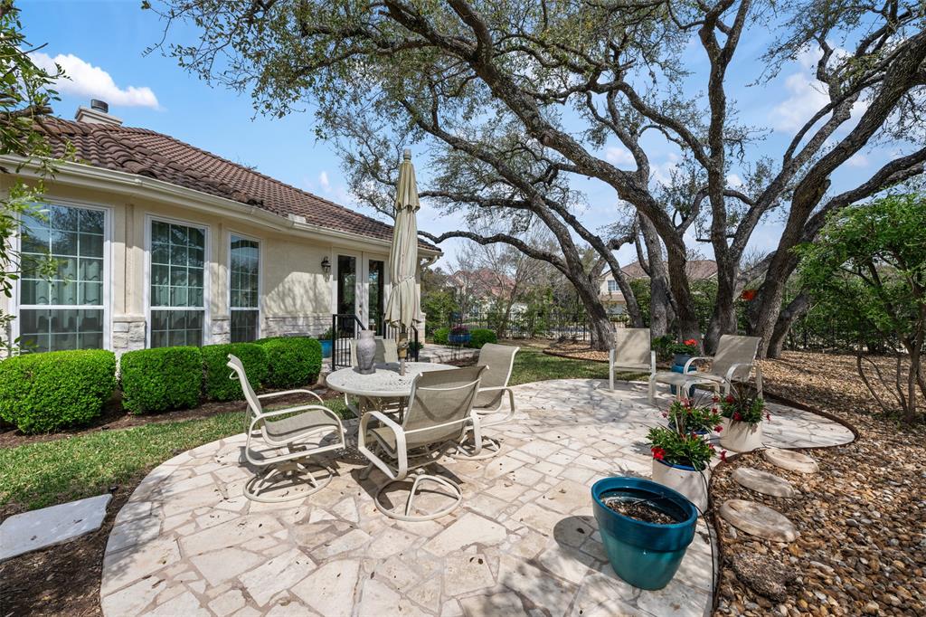 203 The Hills DR Unit: 13