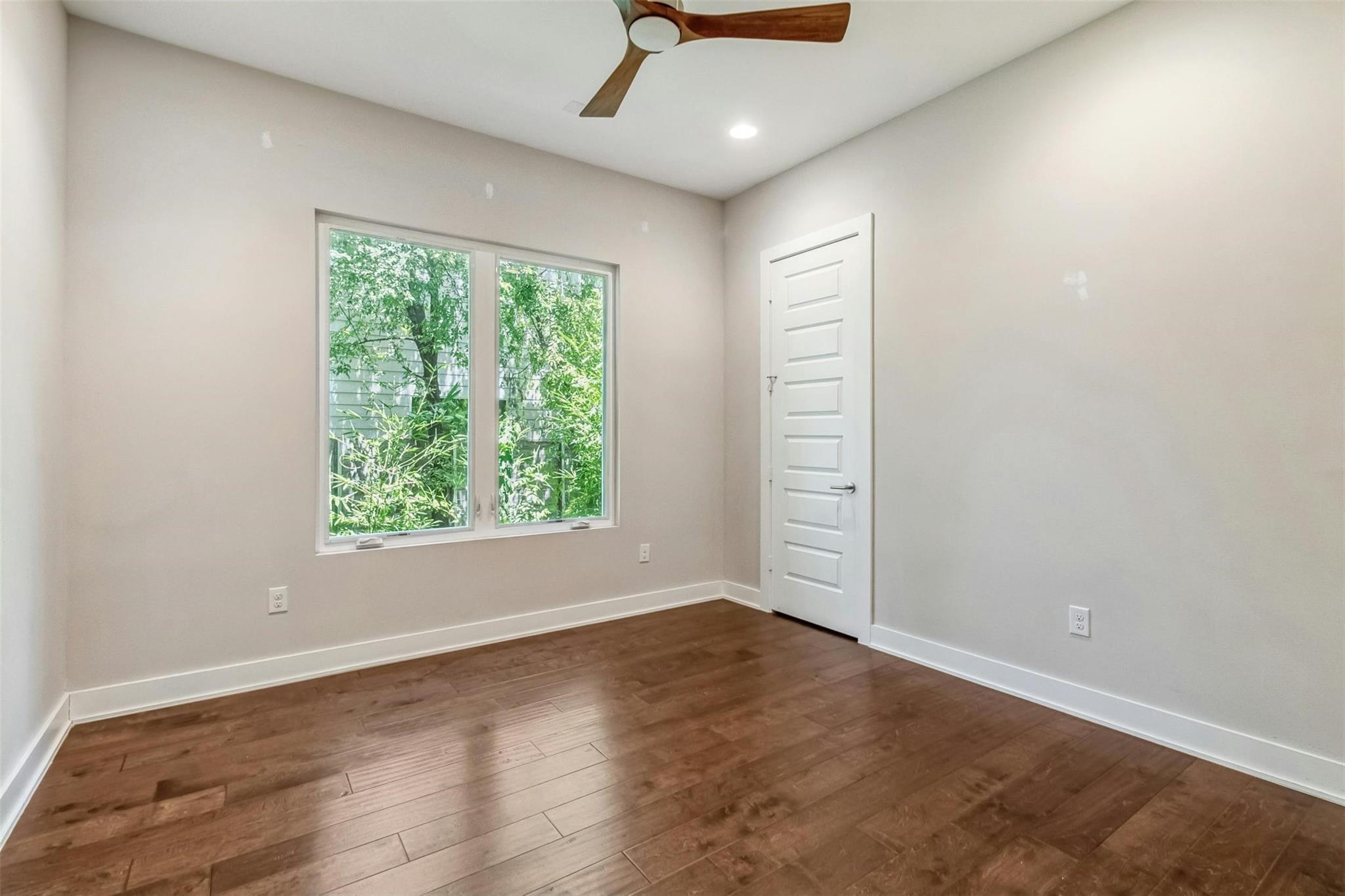 2304 Thornton RD # B