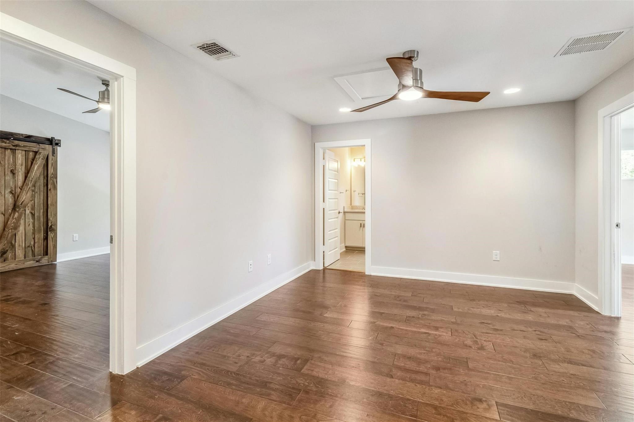 2304 Thornton RD # B