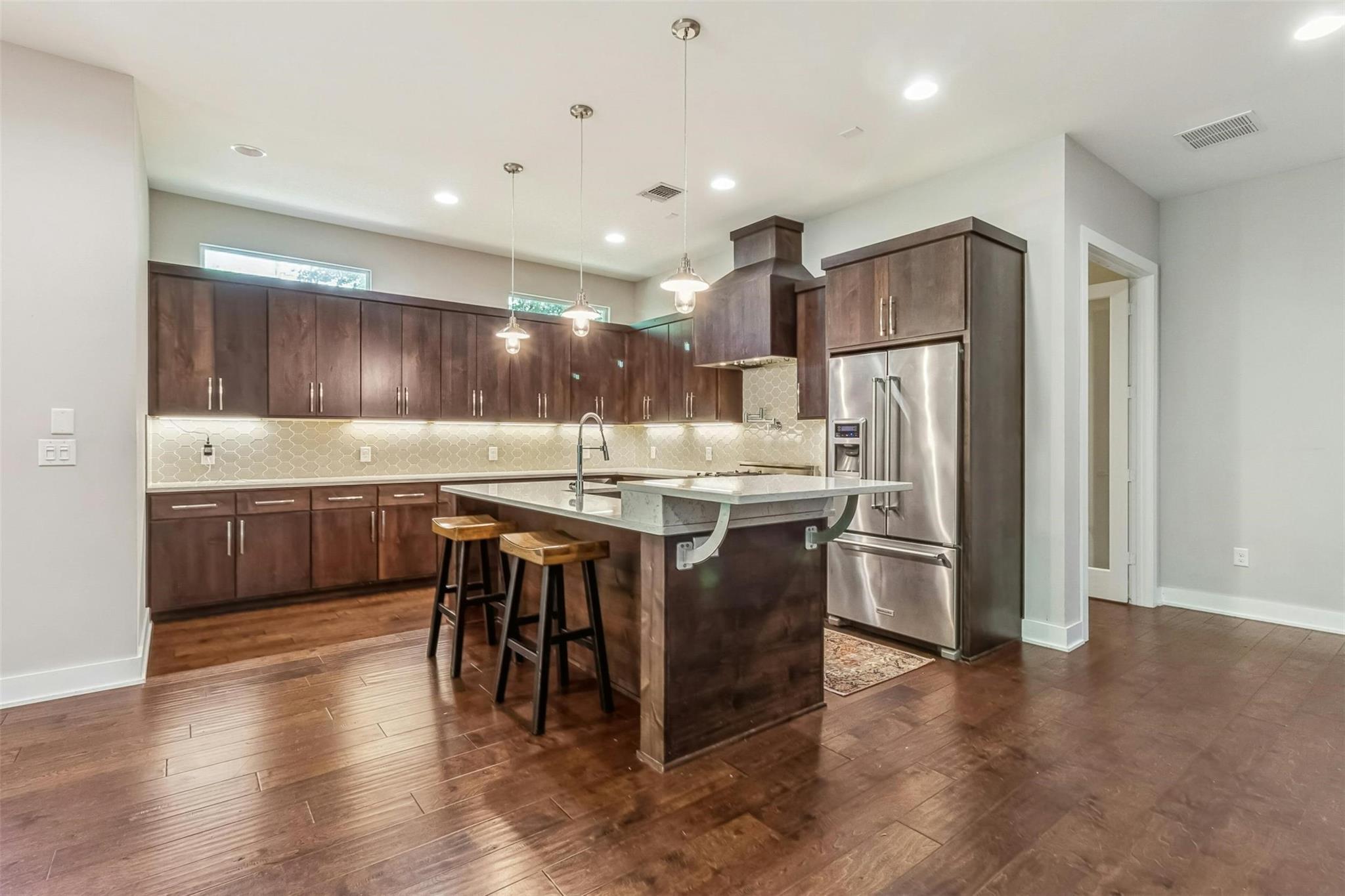 2304 Thornton RD # B