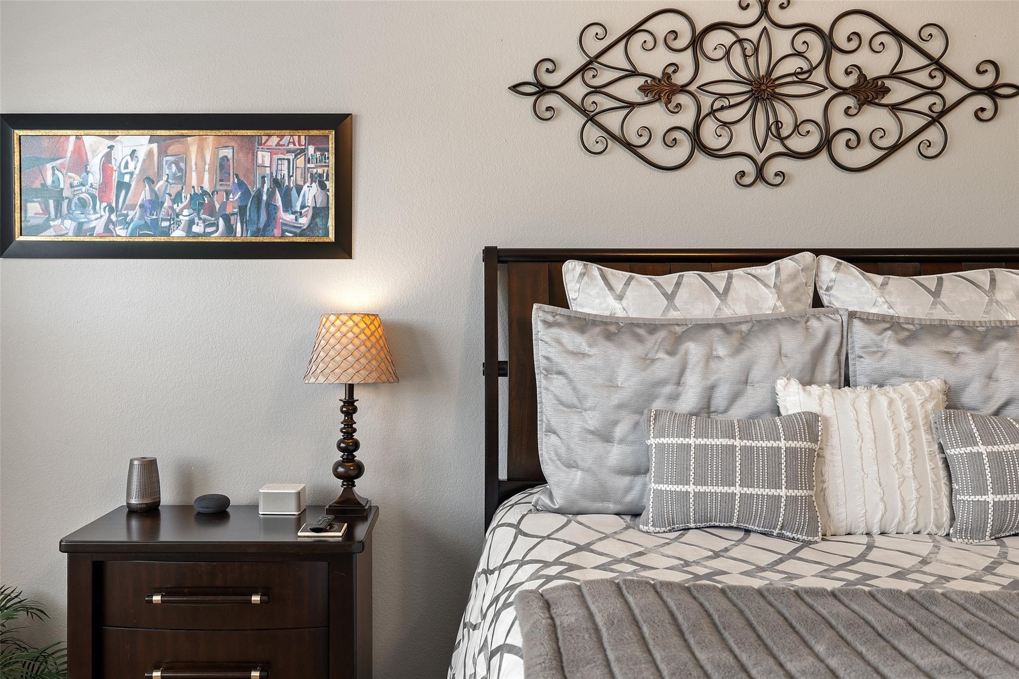 339 Strawberry Blonde DR