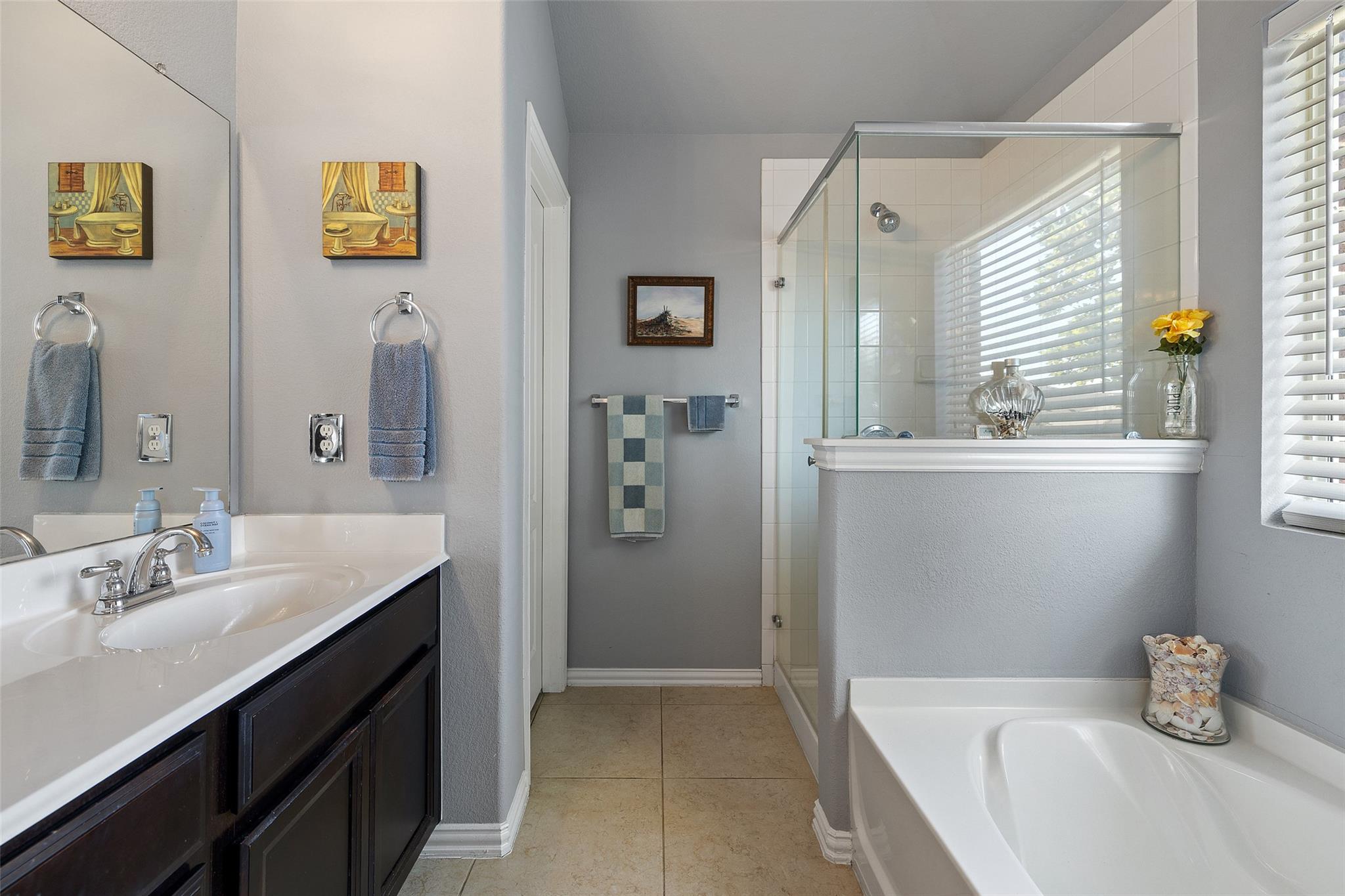 339 Strawberry Blonde DR