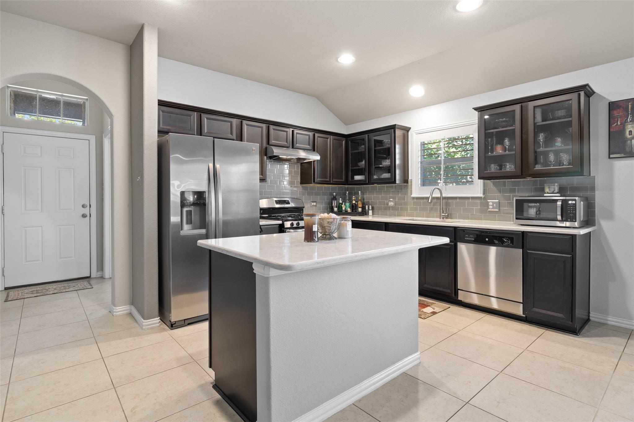 339 Strawberry Blonde DR