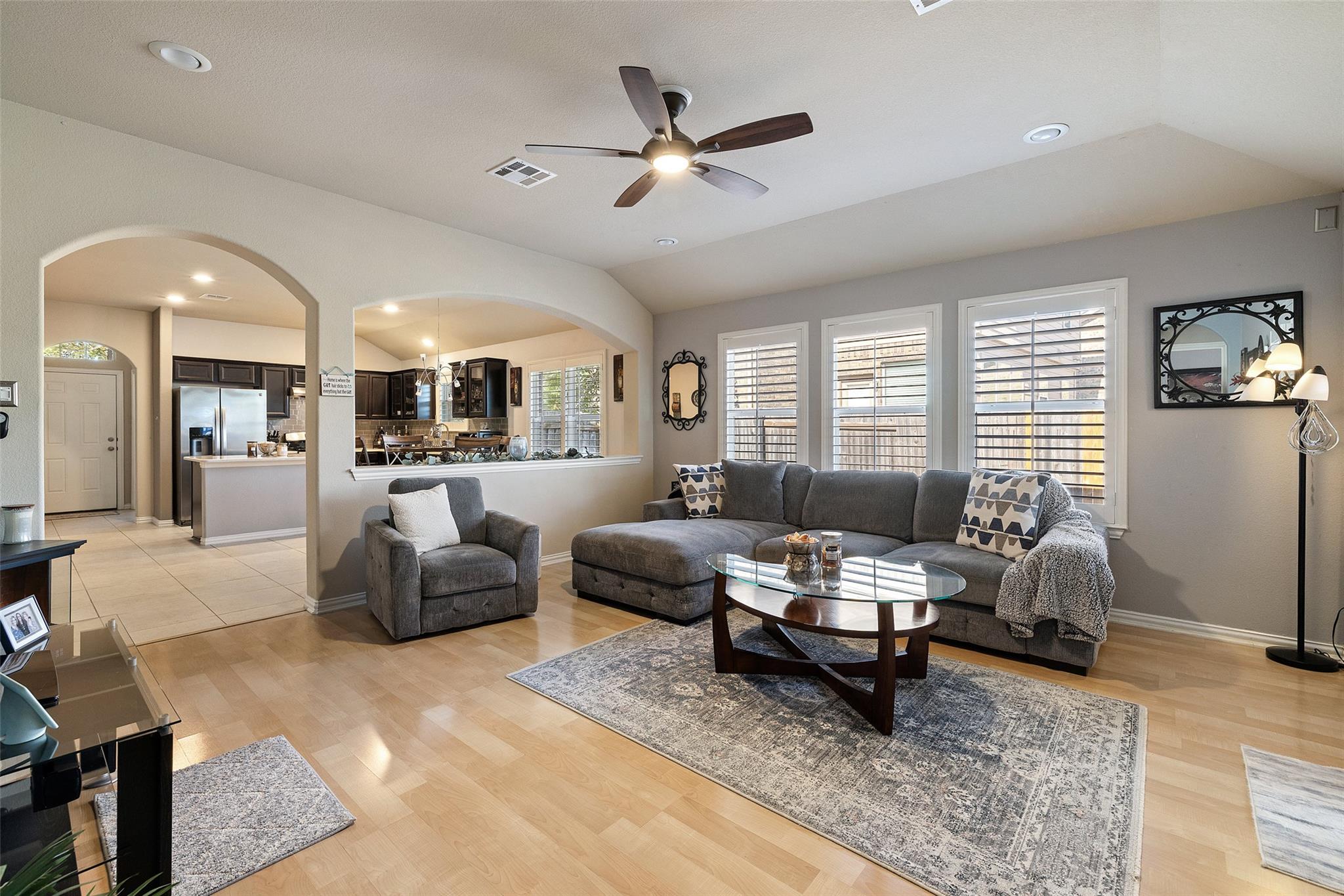 339 Strawberry Blonde DR