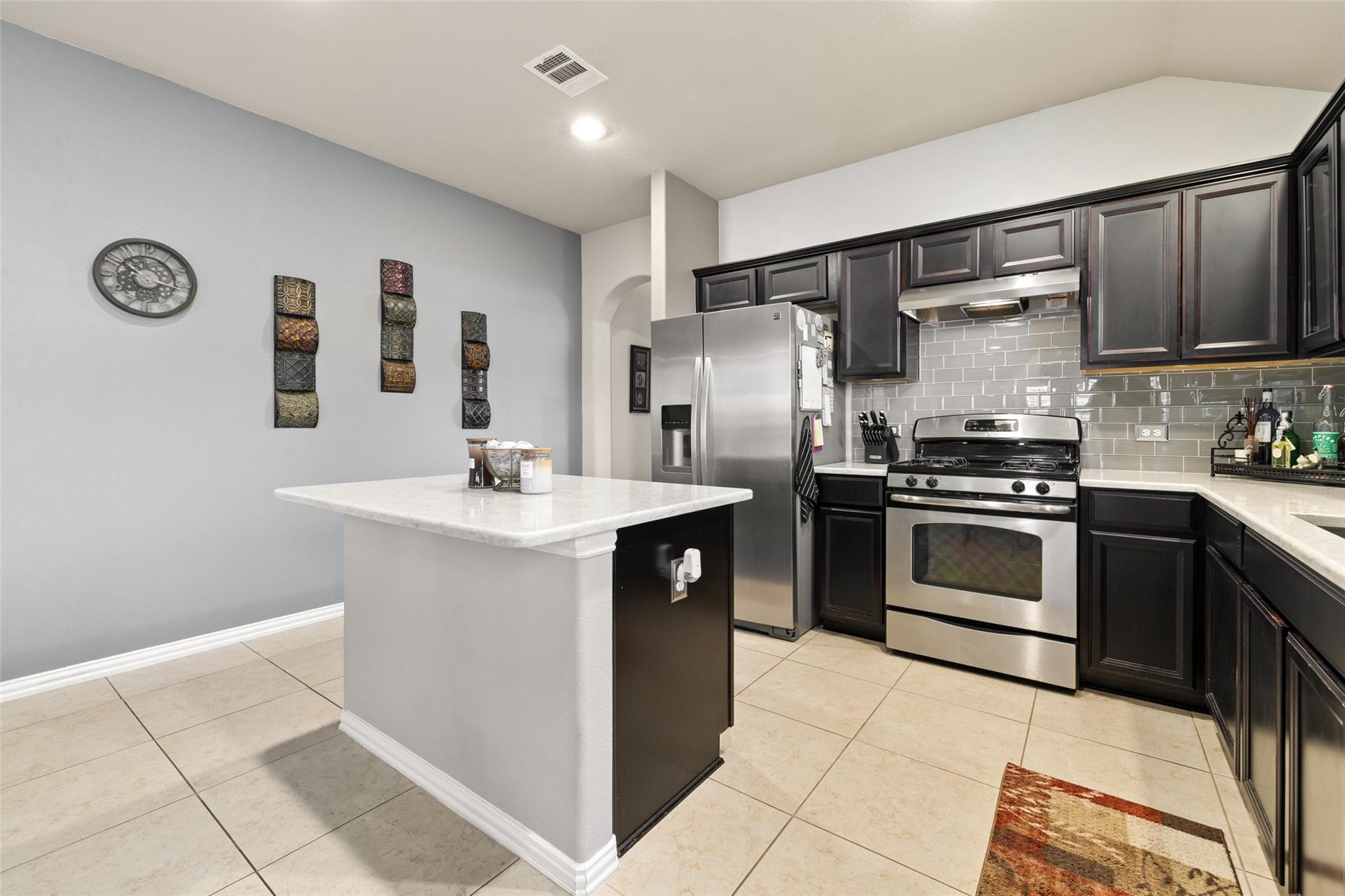 339 Strawberry Blonde DR