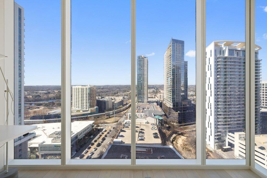 301 West Ave # 1701