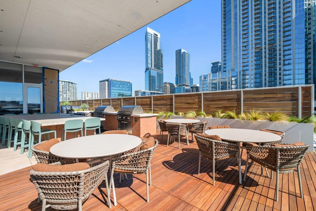 301 West Ave # 1701