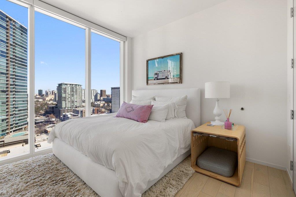 301 West Ave # 1701