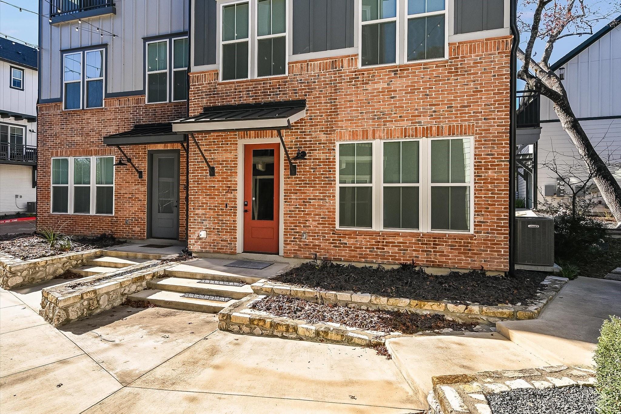 3809 Valley View RD # 7