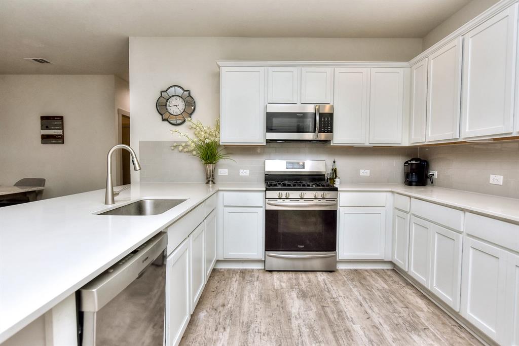 305 Deserti RD