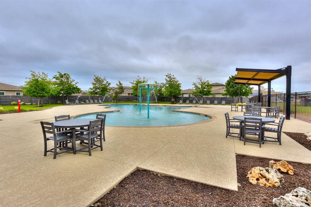 305 Deserti RD