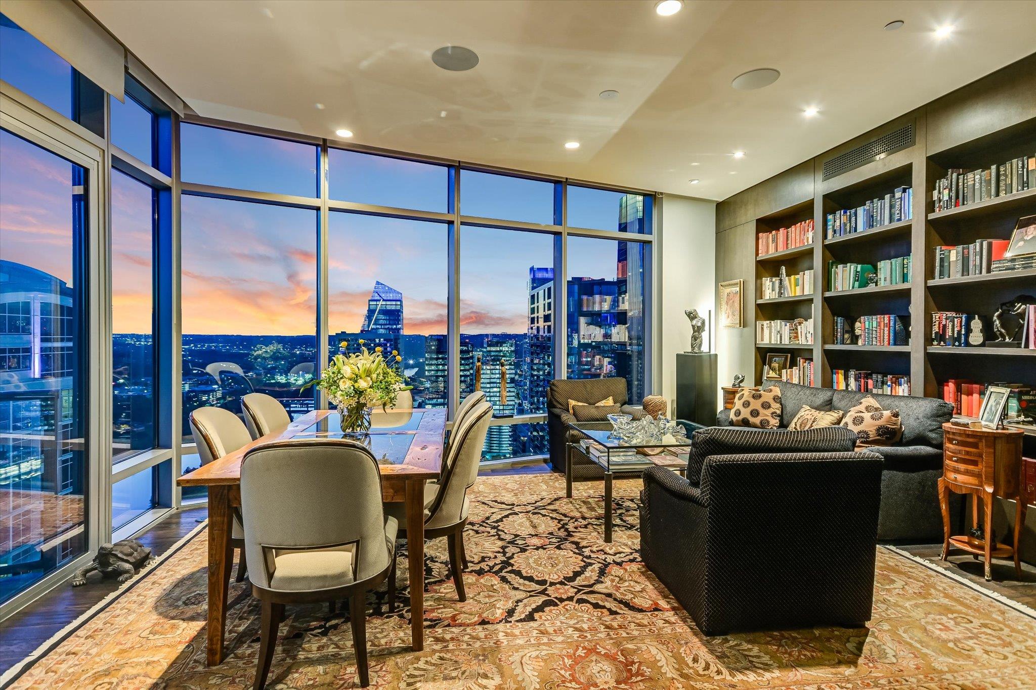 200 Congress Ave Unit: 35AC