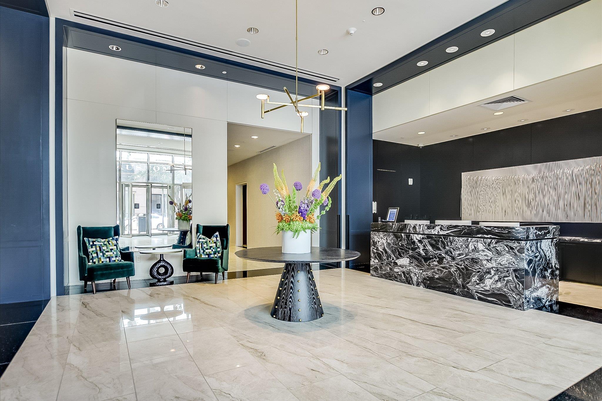 200 Congress Ave Unit: 35AC