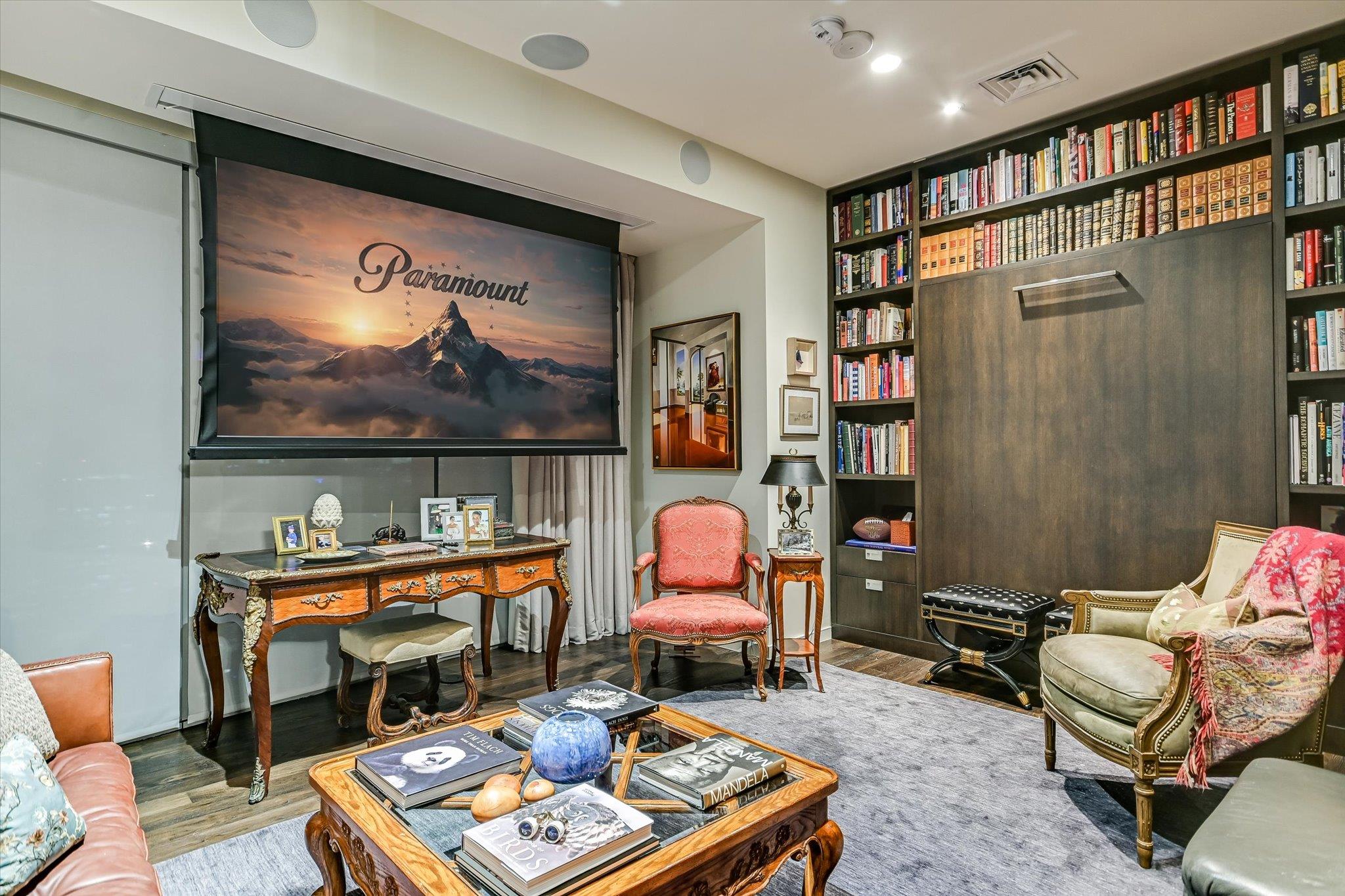 200 Congress Ave Unit: 35AC