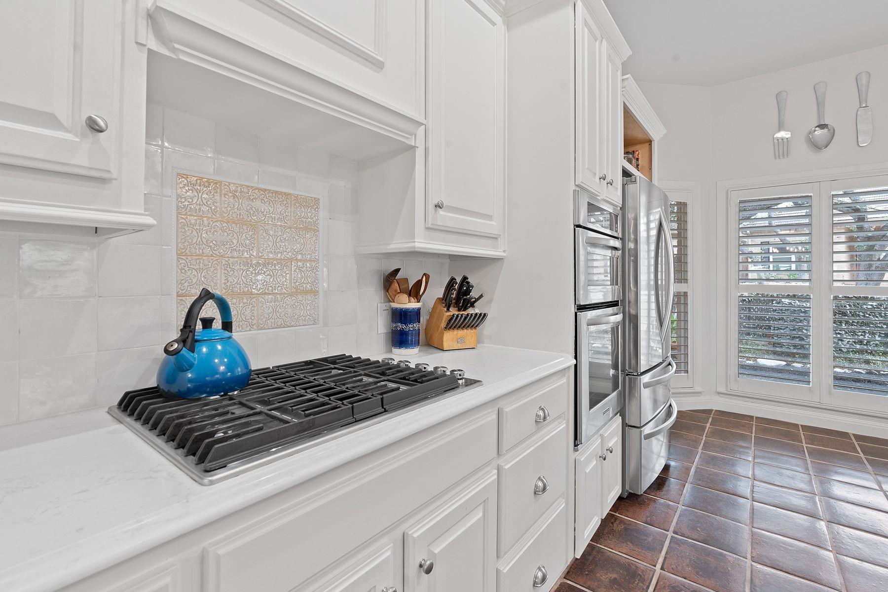 2203 Onion Creek PKWY # 11