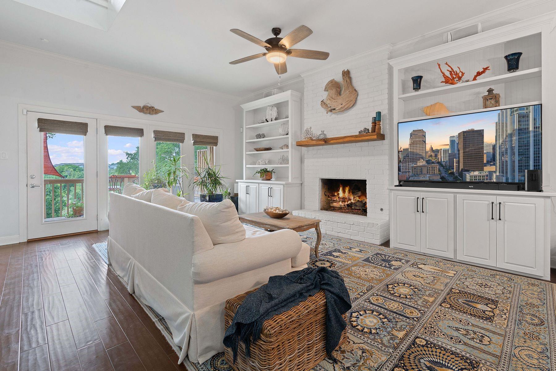 2203 Onion Creek PKWY # 11