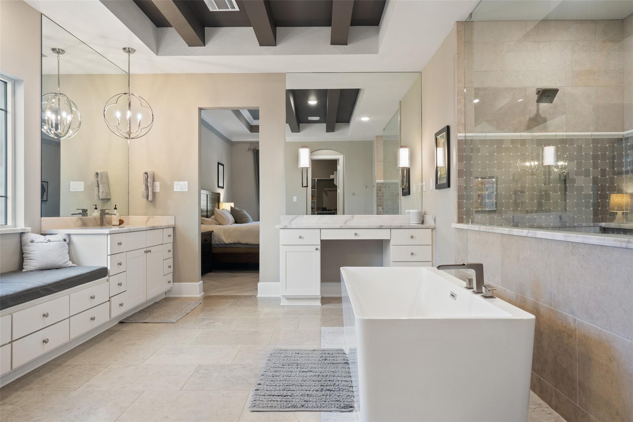 107 Bisset CT
