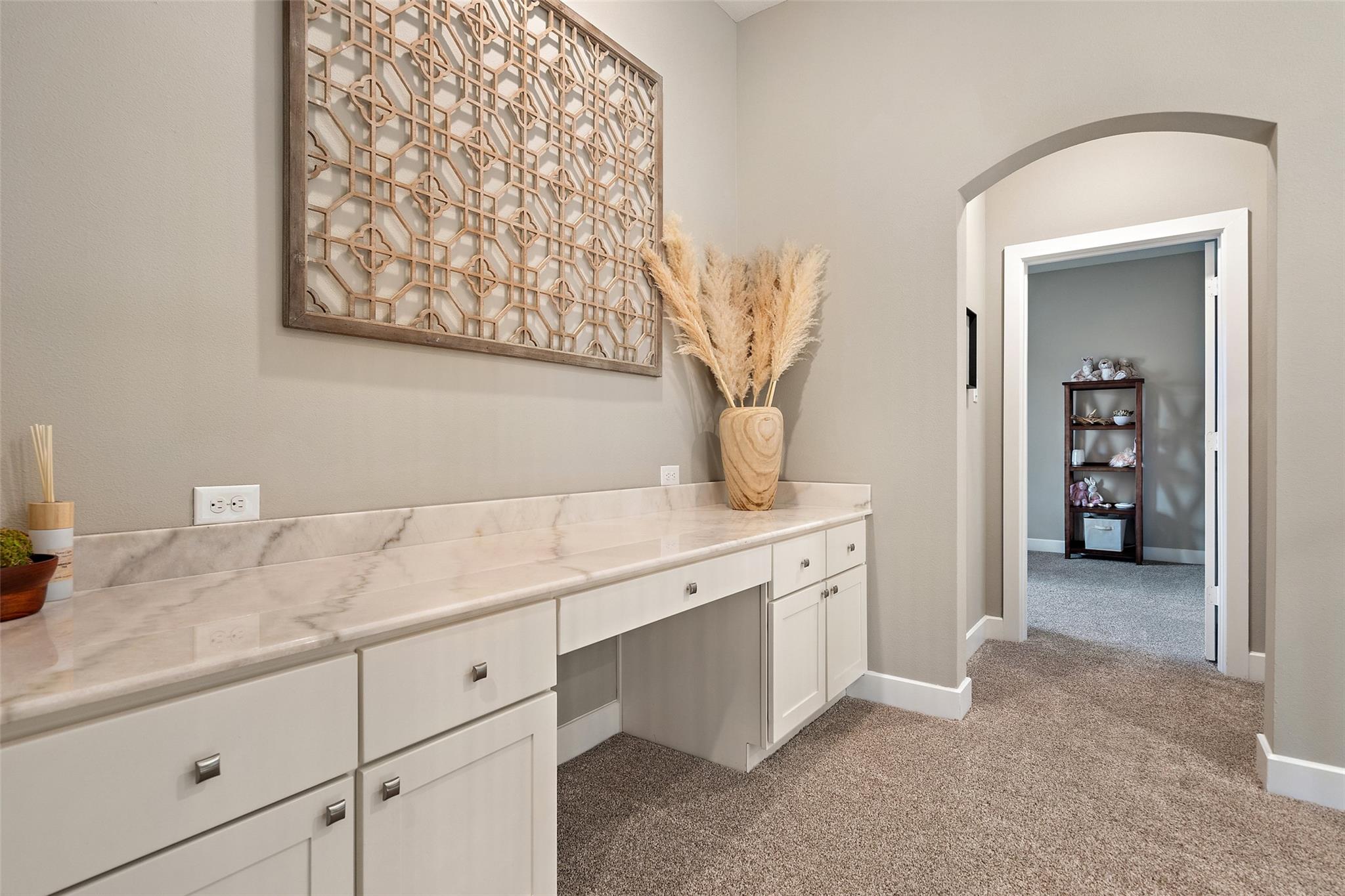 107 Bisset CT