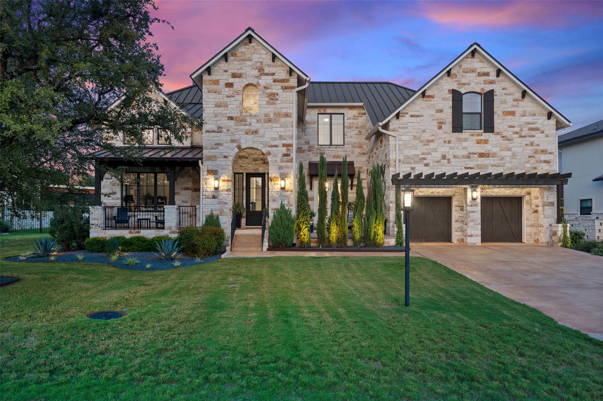 107 Bisset CT