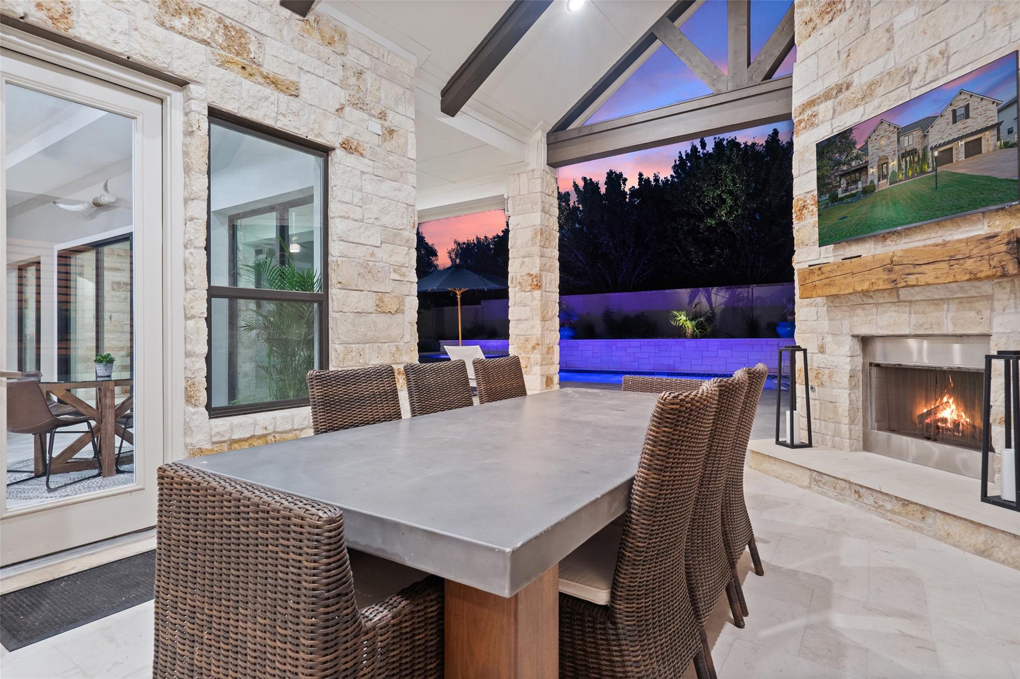107 Bisset CT