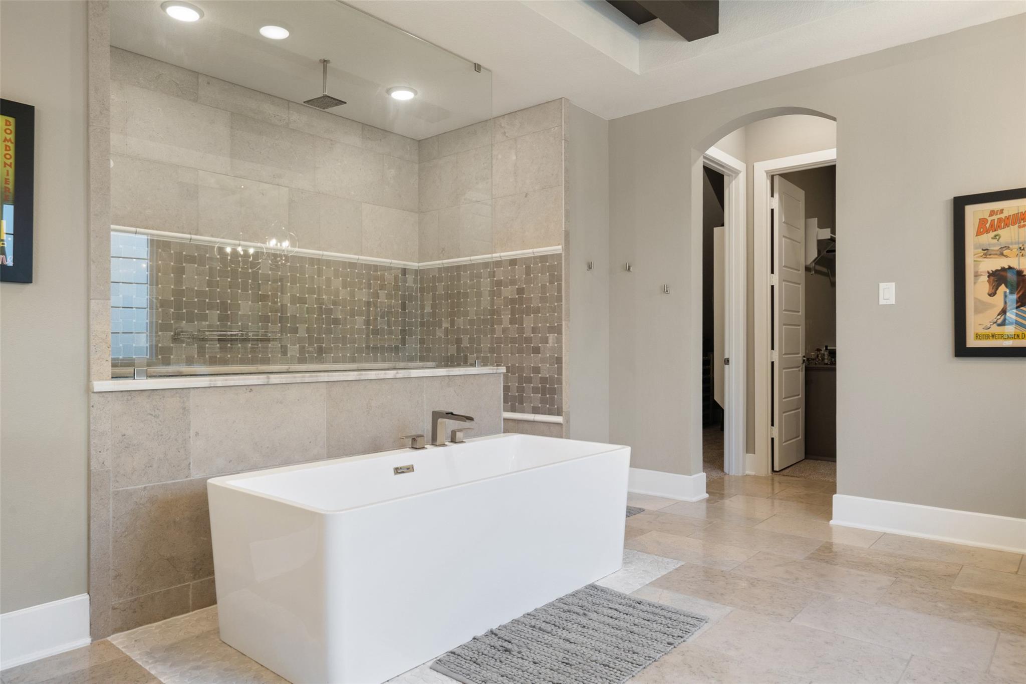 107 Bisset CT