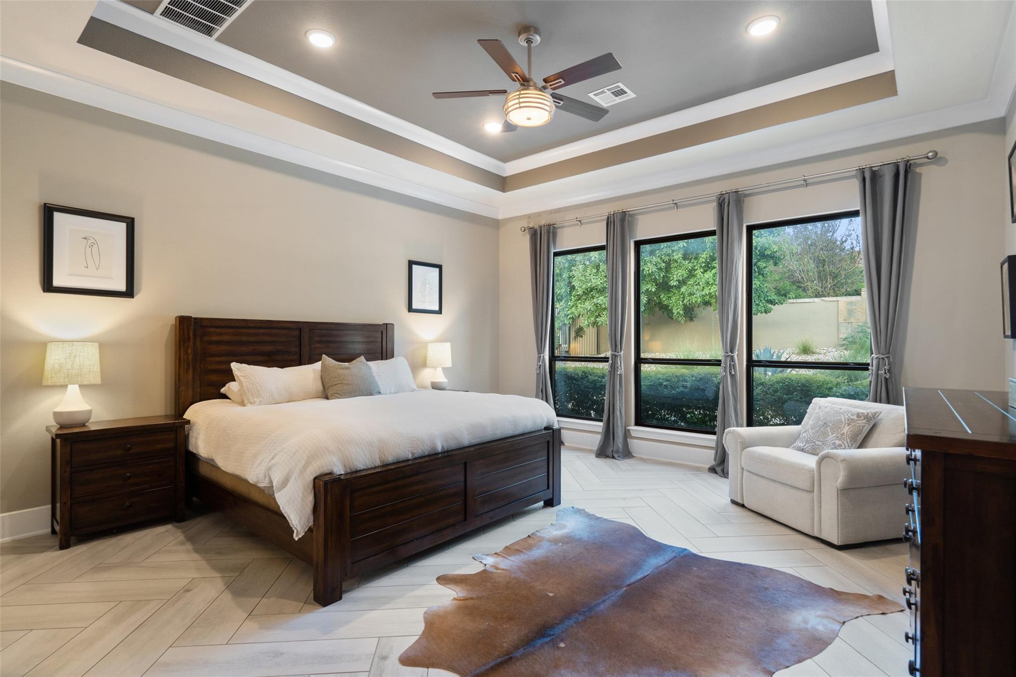 107 Bisset CT