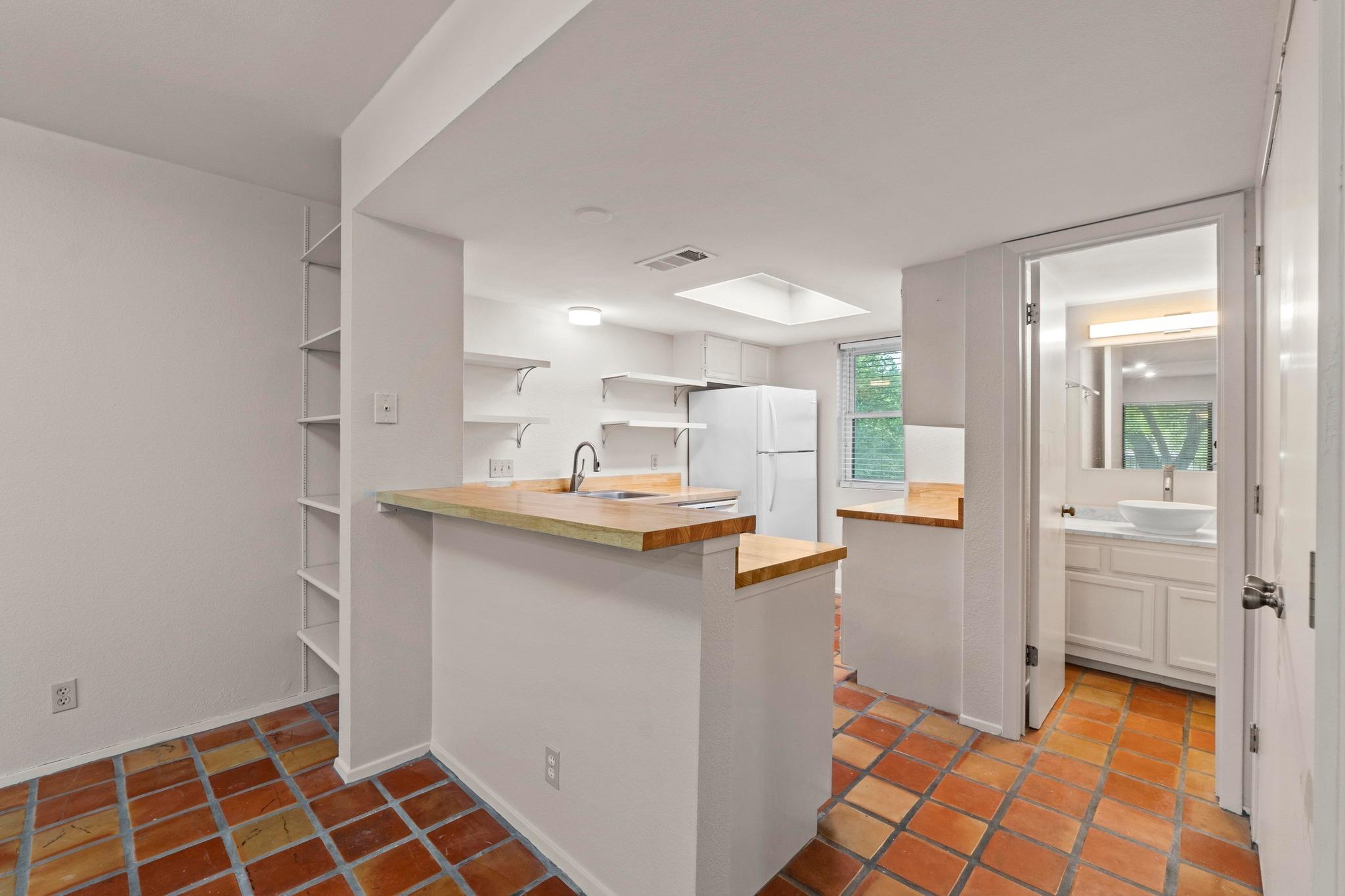 1135 Barton Hills DR # 240