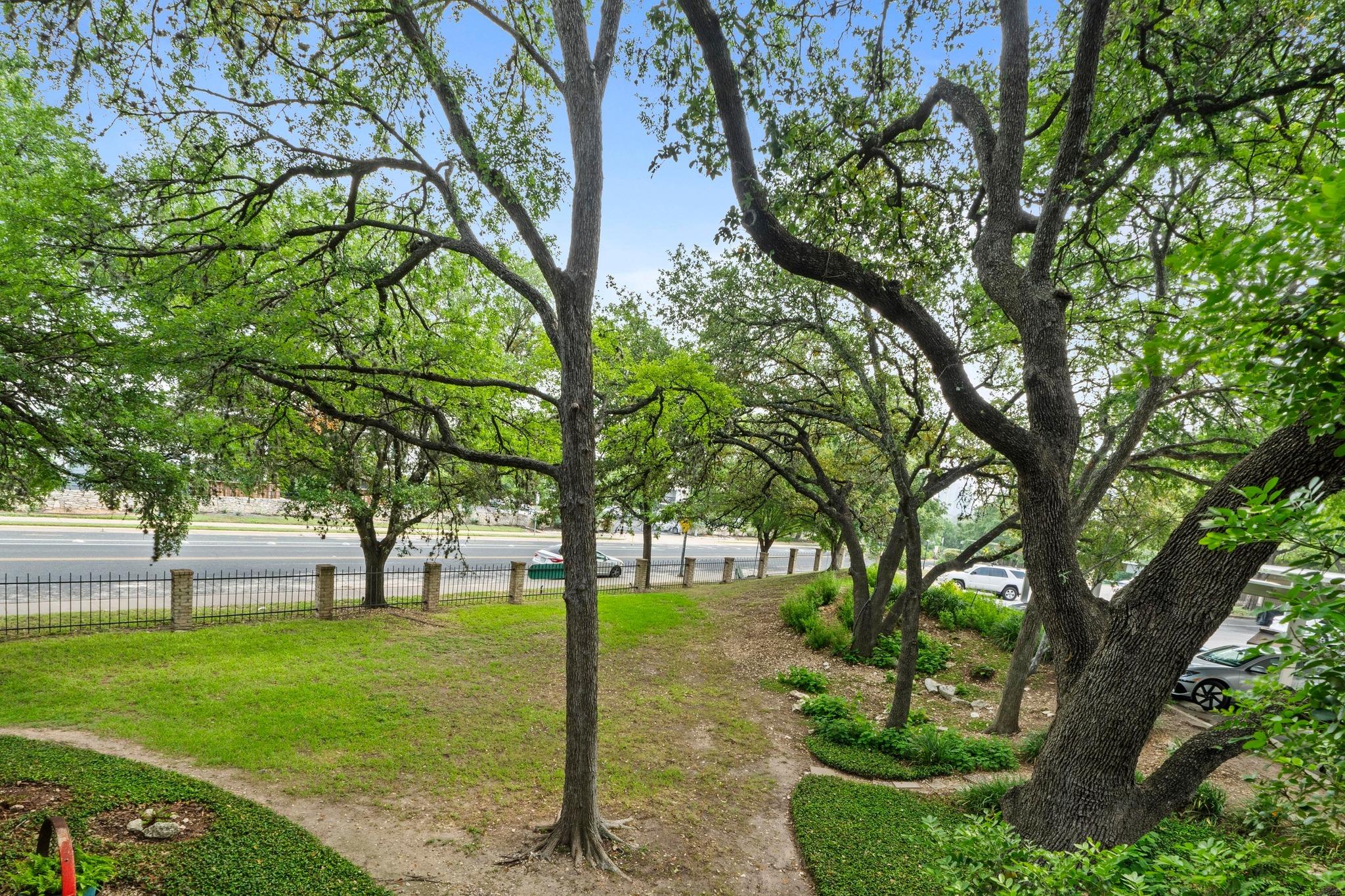 1135 Barton Hills DR # 240