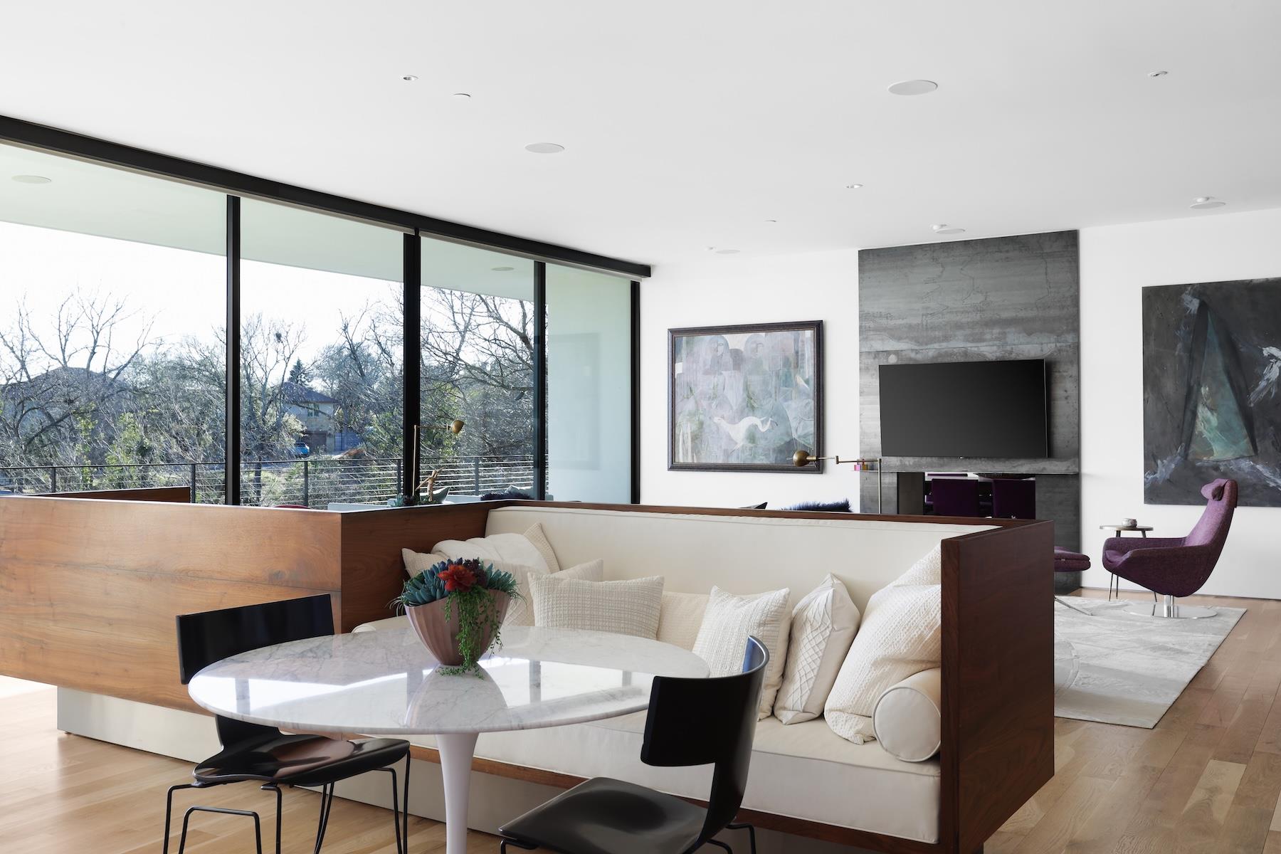 4607 Laurel Canyon DR