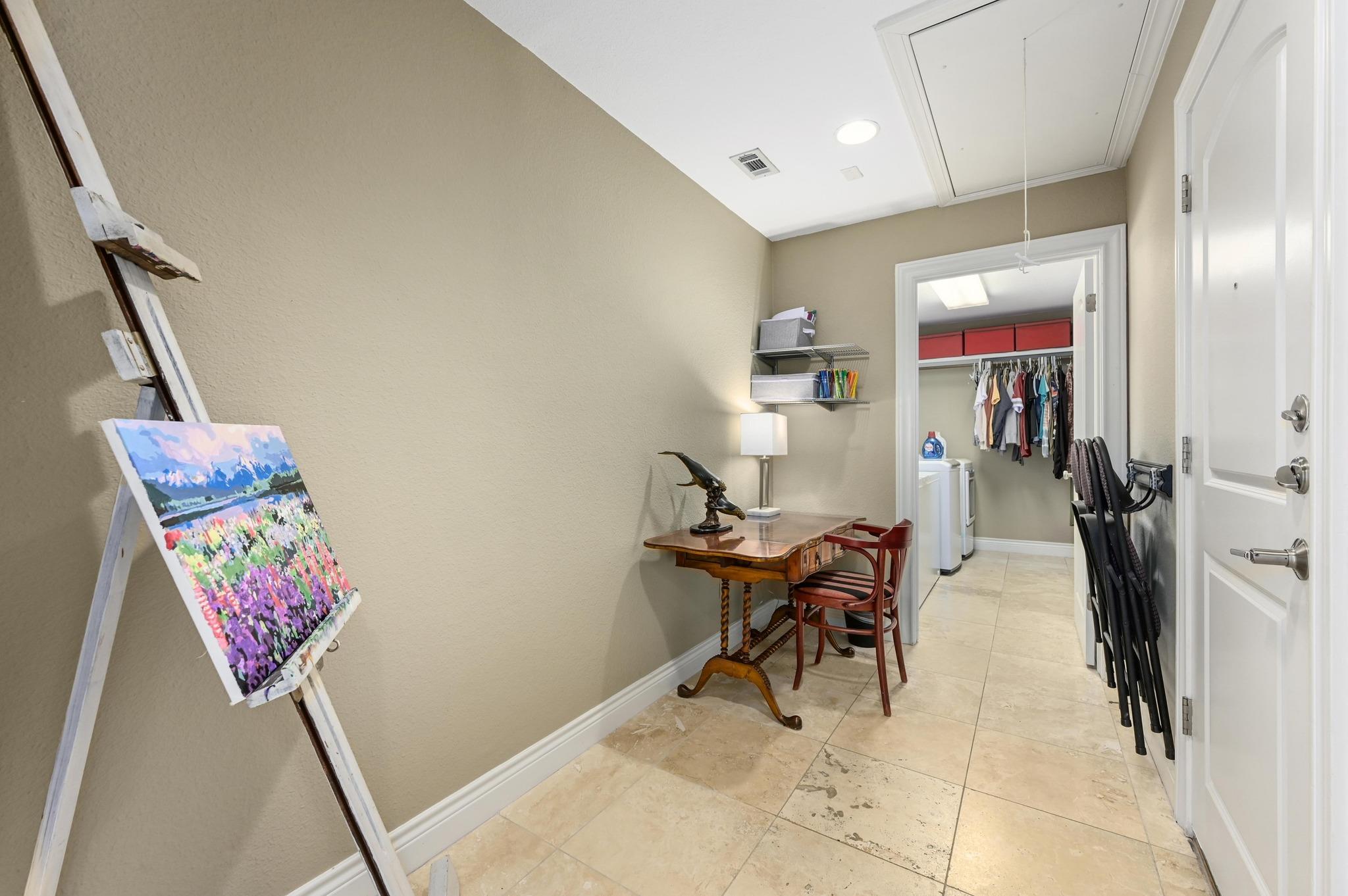 3004 Patio Cir