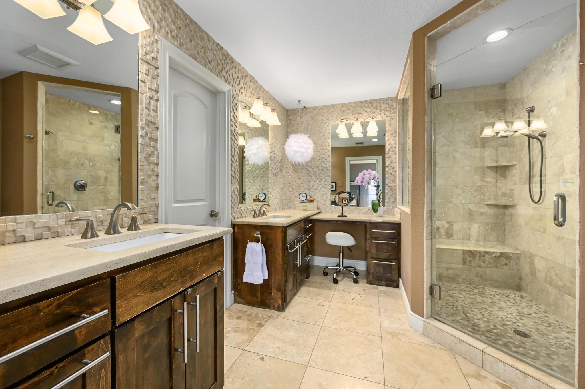 3004 Patio Cir