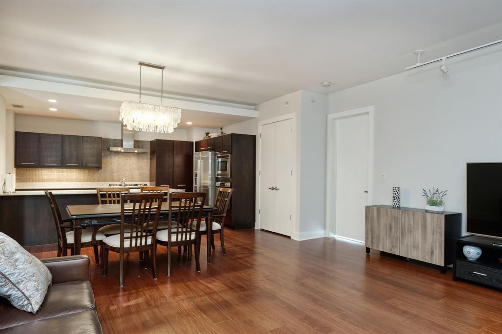 210 Lee Barton DR # 201