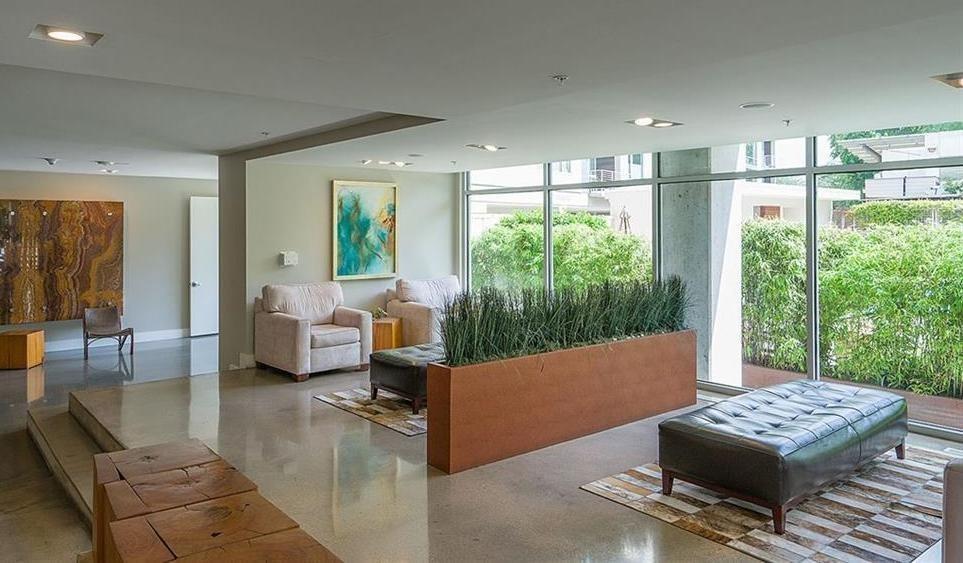 210 Lee Barton DR # 201