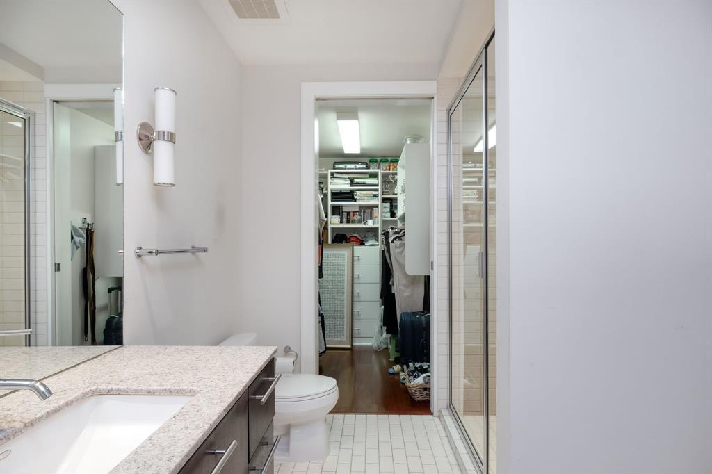 210 Lee Barton DR # 201