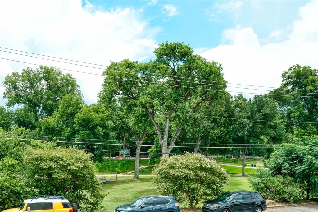 210 Lee Barton DR # 201