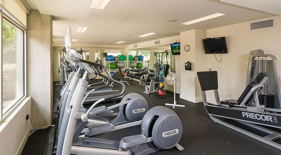 210 Lee Barton DR # 201