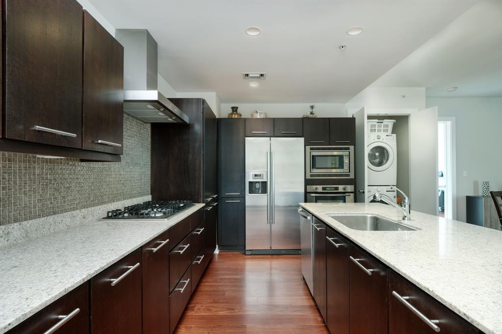 210 Lee Barton DR # 201