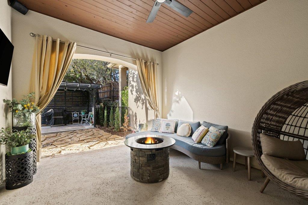 502 Hummingbird LN # 1